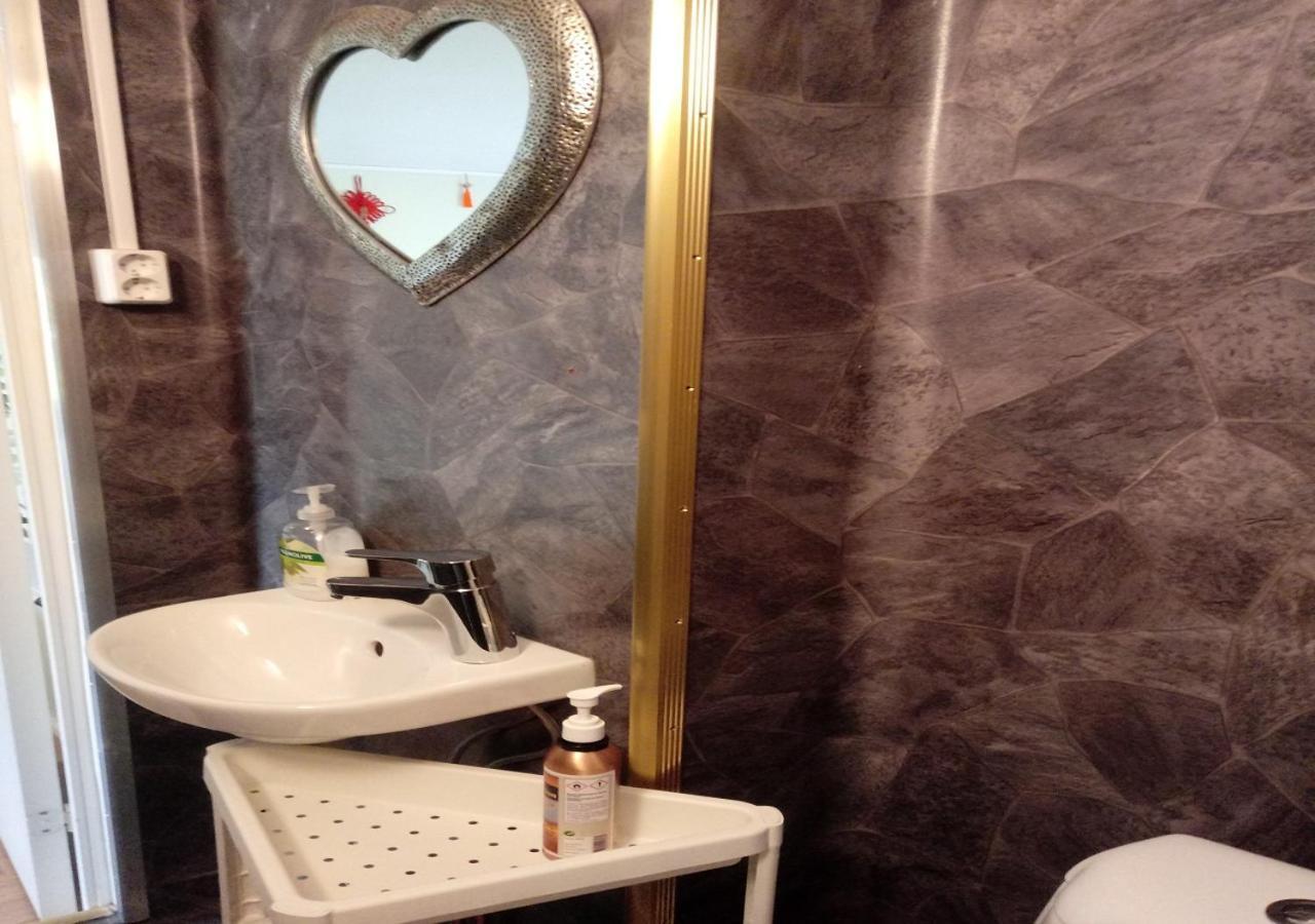 Lin'S B&B Alvsered Luaran gambar
